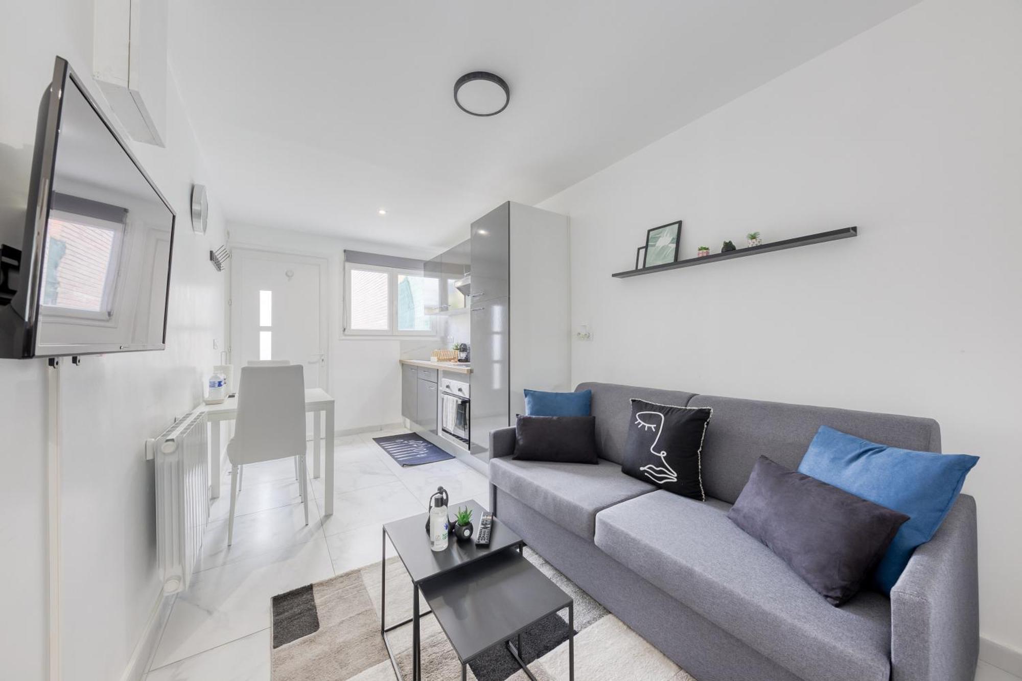 Appartement - 4 Personnes - Parking Prive - Metro 7 - Rer B La Courneuve Dış mekan fotoğraf
